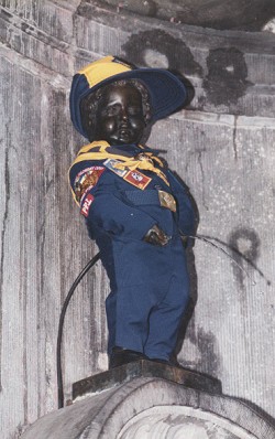 manneken.jpg (34980 bytes)